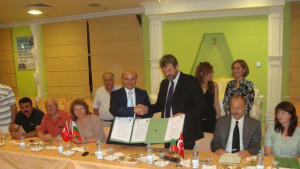 Две могили и Алтънова ще си сътрудничат