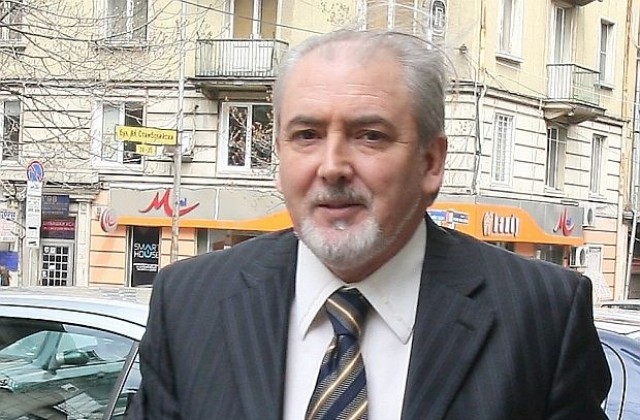 ДПС ще изчака до последно за президентските избори
