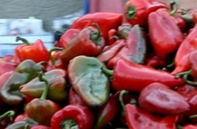 С 30% скочи производството на пипер и картофи в Кирковско