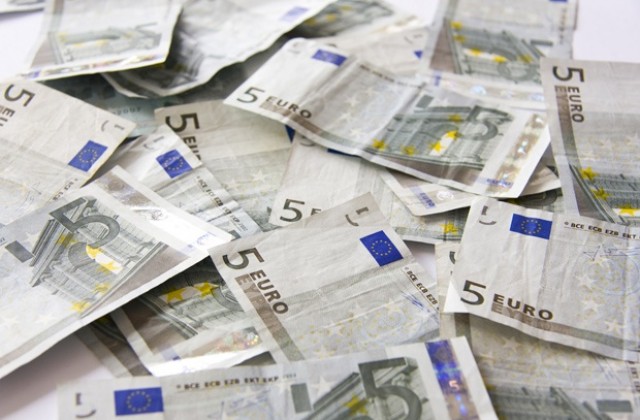 МВФ отпусна транш от 3,2 милиарда евро на Гърция