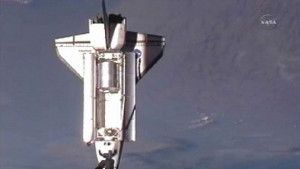Атлантис се скачи за последно с МКС
