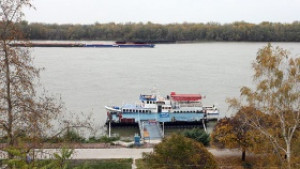 Замминистър договаря в Румъния освобождаването на наш риболовен кораб