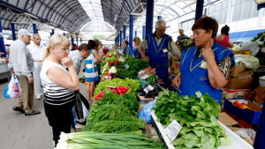 Възможно е нелегалните хотели да купуват застояла храна