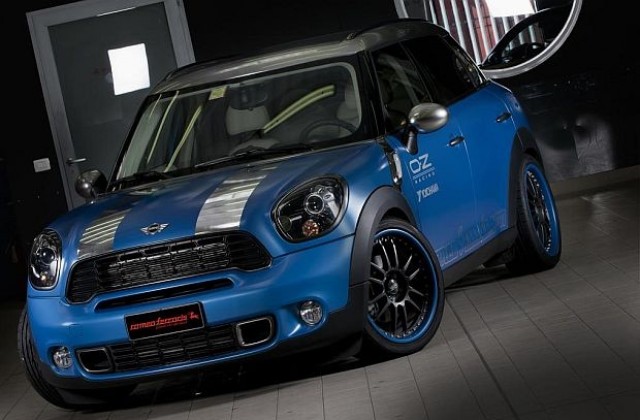 Romeo Ferraris създаде уникално MINI за 150-ата годишнина от обединението на Италия