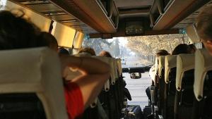 Автобус се запали и изгоря край Ябланица