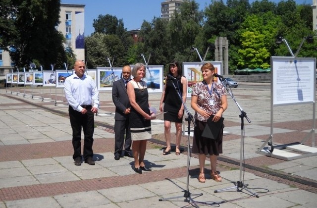 Откриха фотоизложба  „Резултати на фокус