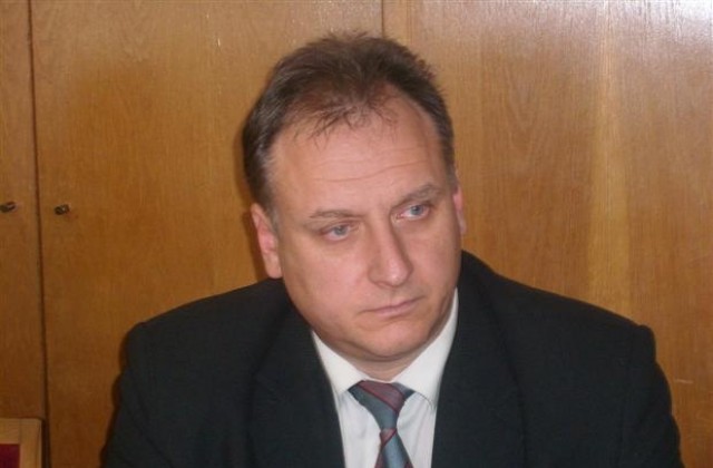 Георге Салару обещал съдействие за побратимяване между Нови пазар и Тараклия