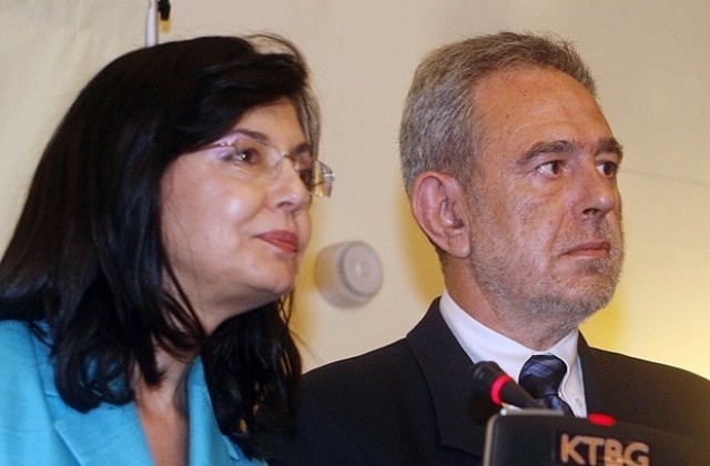 Инициативен комитет от Габрово обявява продкрепата си за Меглена Кунева за президент