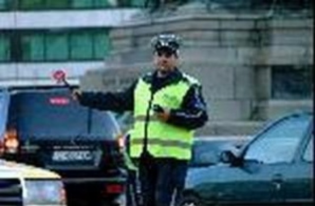 Автомобил потроши дядо