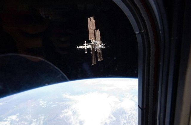 Совалката „Атлантис” завърши последния си полет