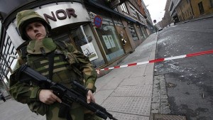 Хронология на нападенията на самотни стрелци