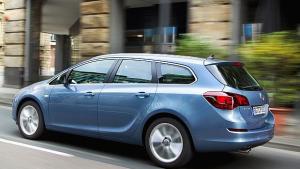 100 000ната Astra комби напусна производствената линия