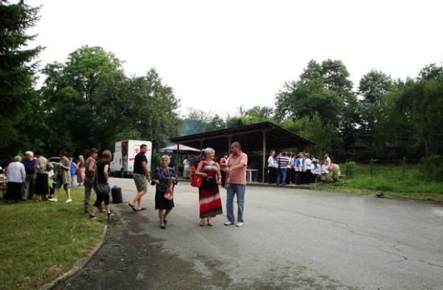 Жителите на габровското село Гергини отбелязаха своя храмов празник