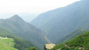 Още гръмотевични бури и градушки