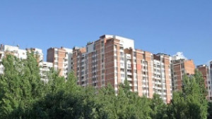 Пазарът на жилищни имоти в найголемите ни градове бавно се