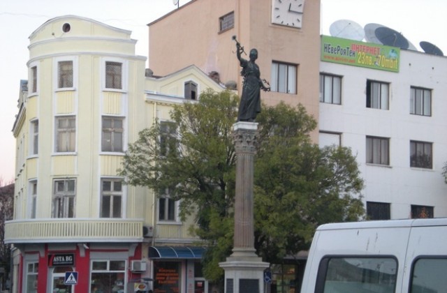 Състезание за икономично шофиране на камиони в Севлиево