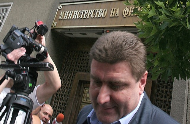 Златев: Законопослушни сме, изпълняваме указанията