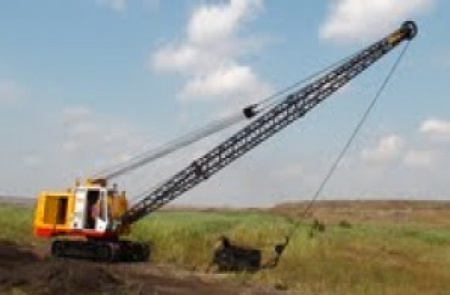 Нов руски багер ще чисти канали и водосборници в рудниците