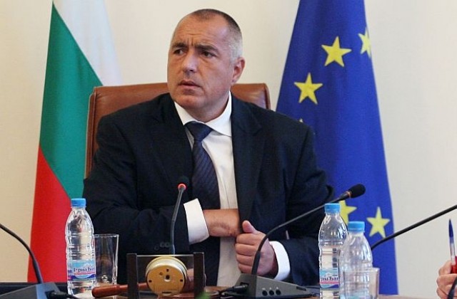 Борисов: Няма война между кабинета и рафинерията