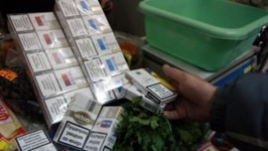 4000 кутии контрабандни цигари иззети от автомобил