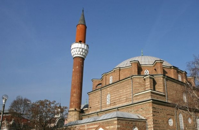 Начало на месец Рамазан за ислямския свят