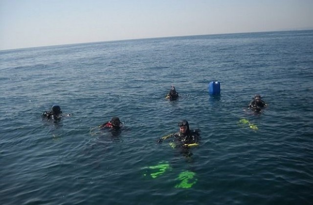 Самолетът на Тато вече е световна атракция. Потапят нов обект