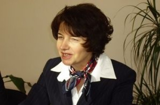 Детелина Николова