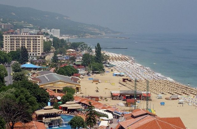 18-годишен австриец падна от седмия етаж в Златни пясъци