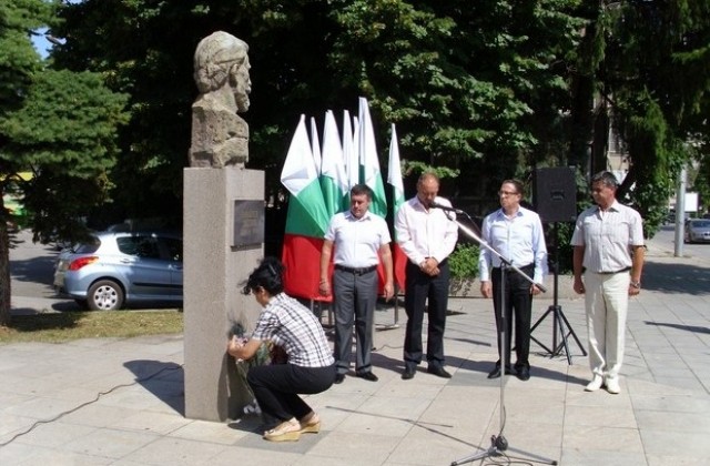 България е там, където има и един човек, който се чувства българин
