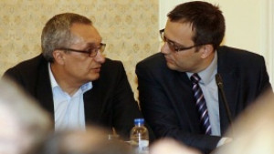 Сините искат Борисов да подкрепи митниците в казуса с Лукойл