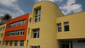 Фандъкова провери хода на строителството на училищна сграда в жк