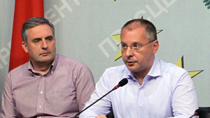 Калфин инициира подписка за референдум за шистовия газ