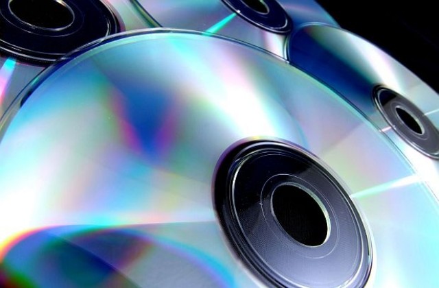 Великобритания легализира частното копиране на CD и DVD