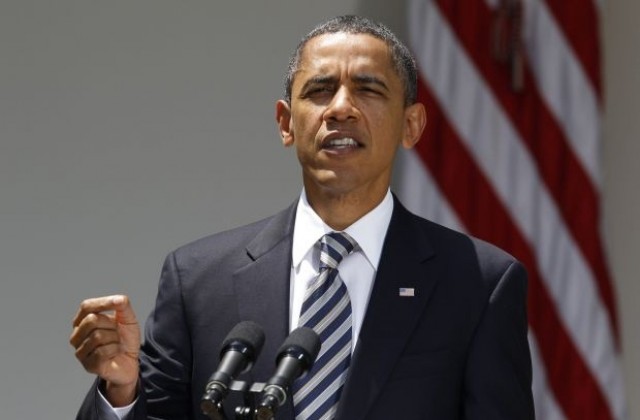 Обама на 50: косата на президента е сива като политическото настроение в САЩ