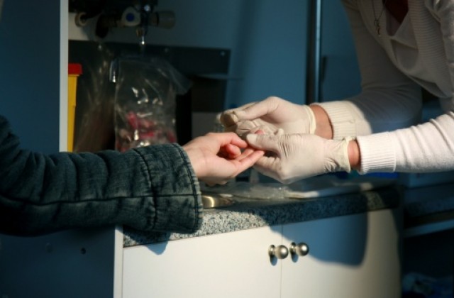 Изследват безплатно за ХИВ по морето