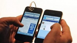 Facebook пусна приложение за мобилни съобщения