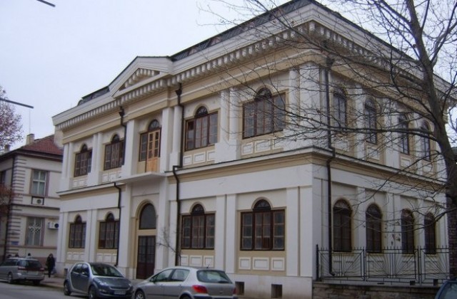 Васко Василев открива самостоятелна изложба