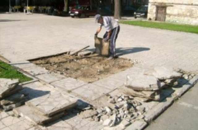 Ремонтират и освежват Берковица