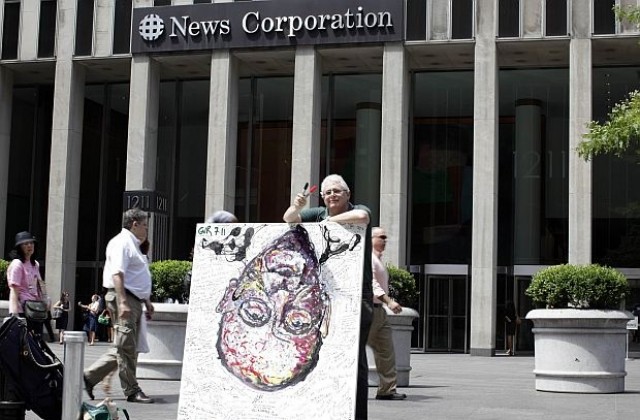 12-и арестуван за скандала с News of the world