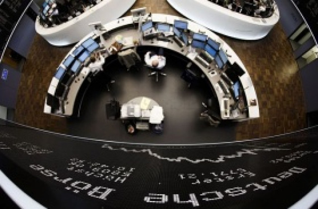 Пазарите пак надолу