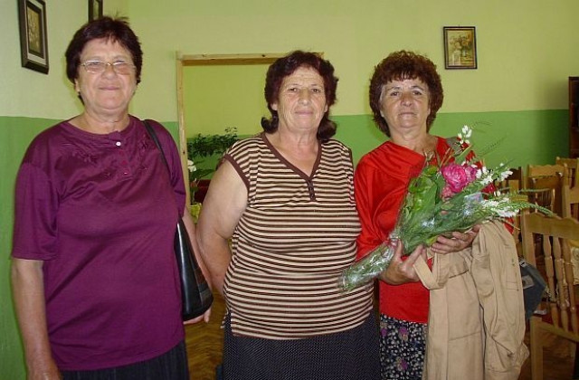 Пенсионери от с. Долна Градешница: Социално слаби няма, има социално мързеливи