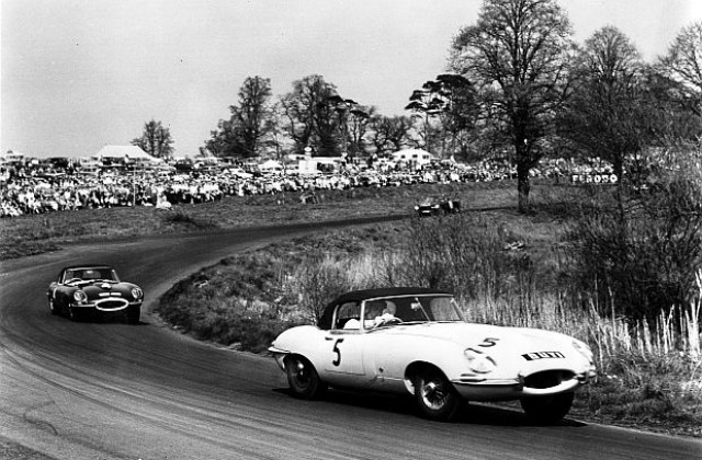 550 редки автомобила на „Лагуна Сека в края на август