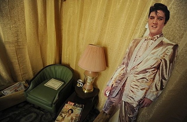34 години от смъртта на Елвис Пресли