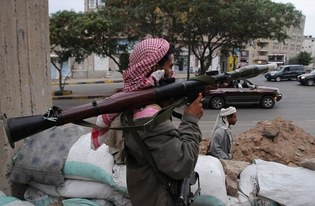 23 души бяха убити в Йемен при сражения с армията