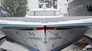 Найголемият соларен кораб е в Хонконг