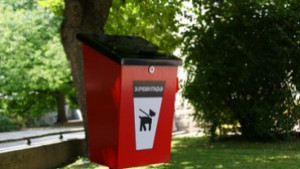 Поставиха кошчета за кучешки отпадъци