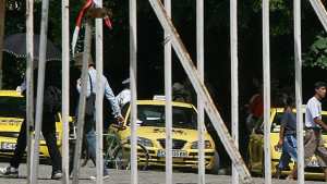 Забраняват паркирането около стадион Васил Левски на 21 август