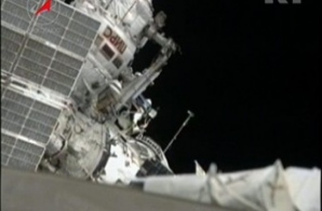 Американските военни намериха руския спътник Експрес-АМ4