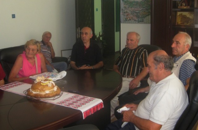 Намаляват пчеларите в Белоградчик