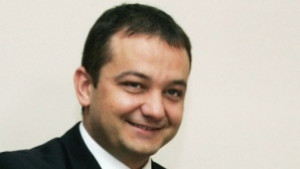 Добромир Джиков ще играе като независим